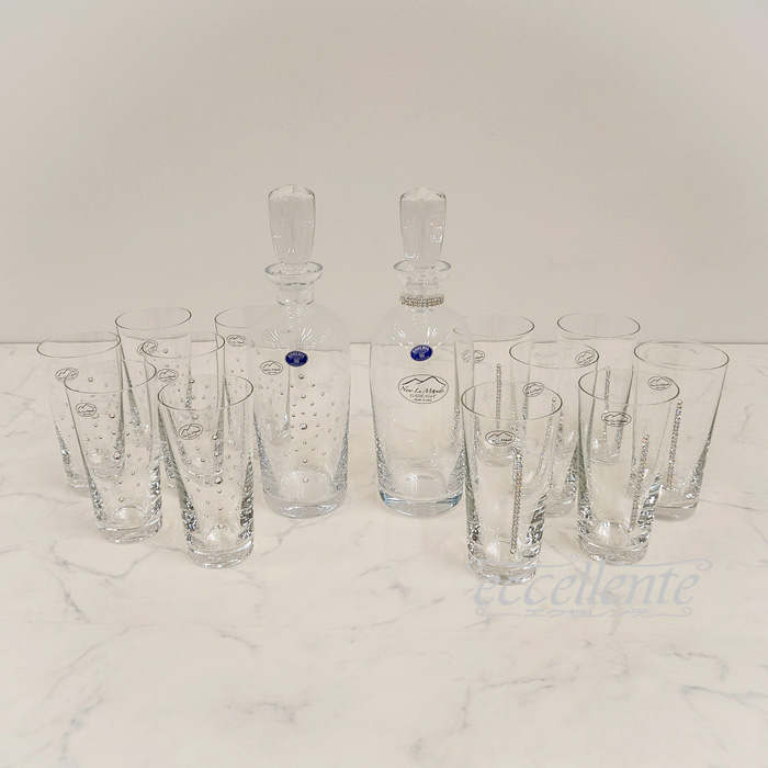 ボトルとグラス