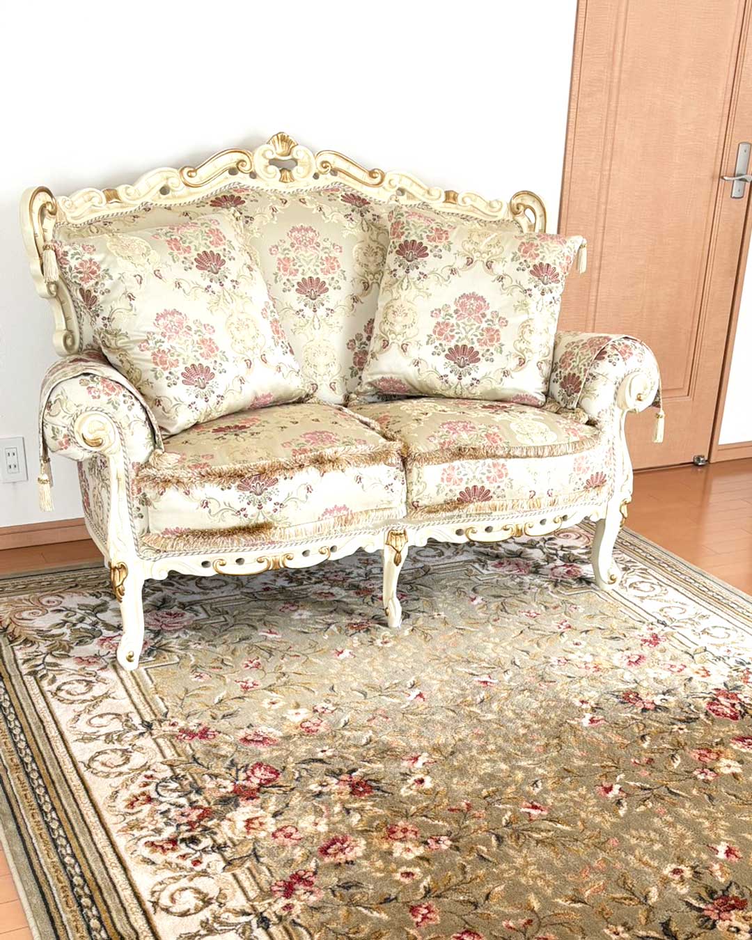 リビングソファ